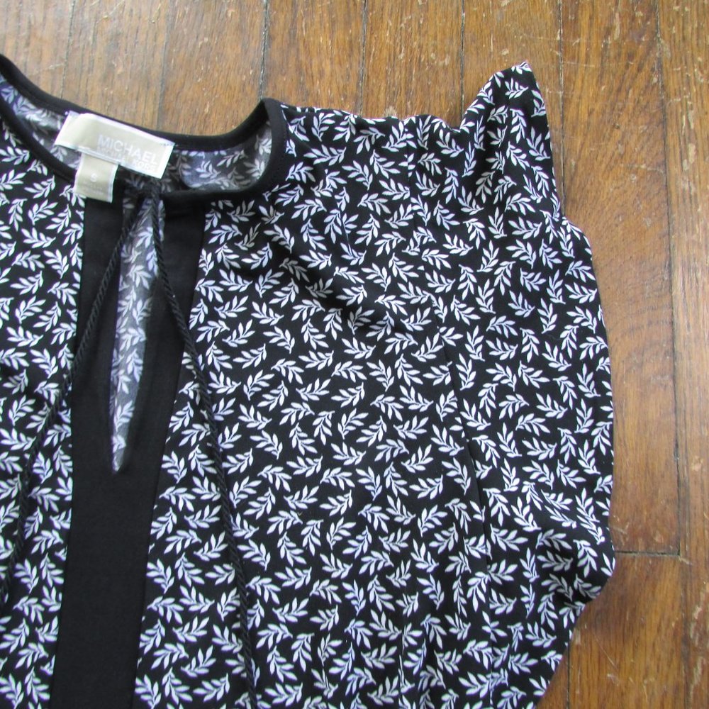 Michael Kors leaf print shift dress, small - Picture 5 of 11